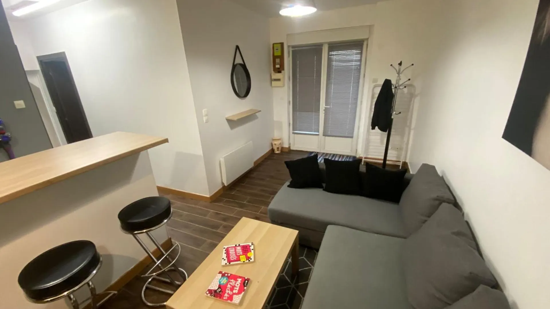 Apartment Agreable In Montmartre Paris